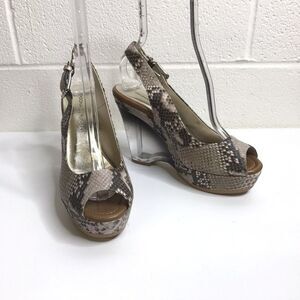 Donald Pliner Womens Debb Reptile Print Leather Wedge Acrylic Heel Peep Toe 8.5M